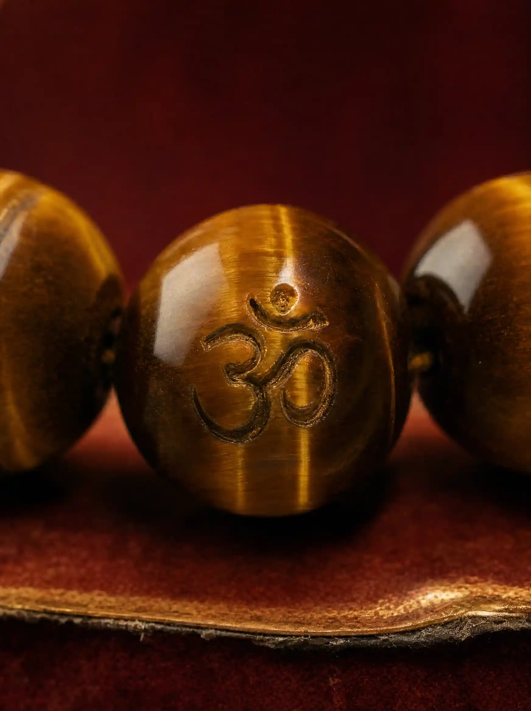 Natural Tiger Eye Om Band